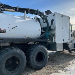 Rough Terrain Hydrovac Truck