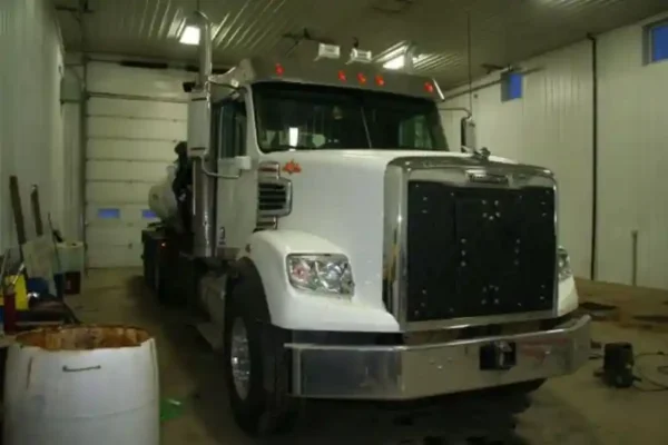 2013 Freightliner Hot Oiler