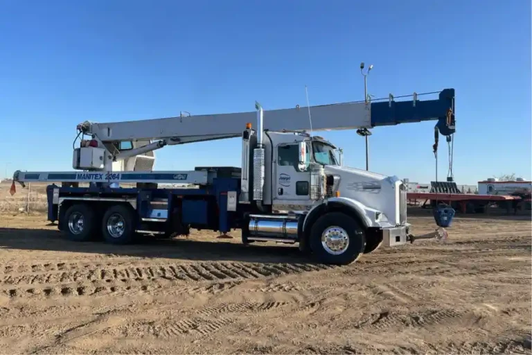 Manitex 28102S 28 ton Straight Boom