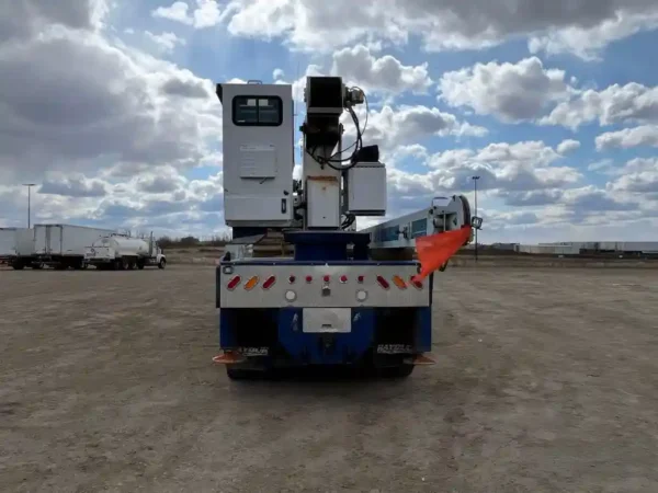 Manitex 28102S 28 ton Straight Boom