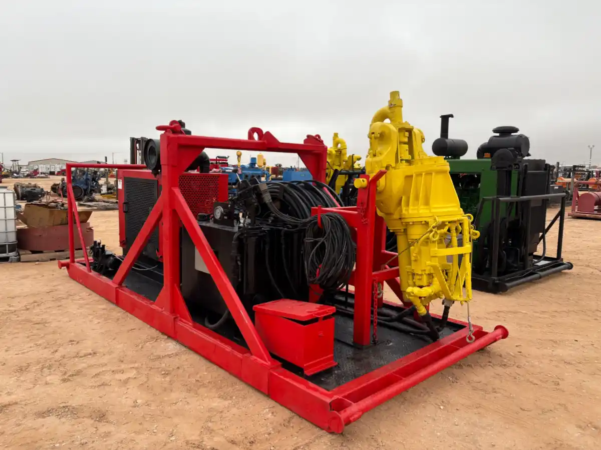 LOGAN 120-TON POWER SWIVEL UNIT, SKIDDED