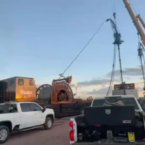 2017 Coiled Tubing Trailer Mounted Unit 140K Injector